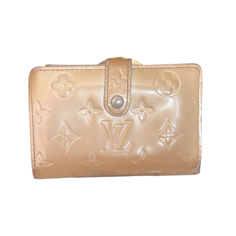 Louis Vuitton Yellow Beige Vernis Monogram Embossed Kisslock Wallet Snap Closure